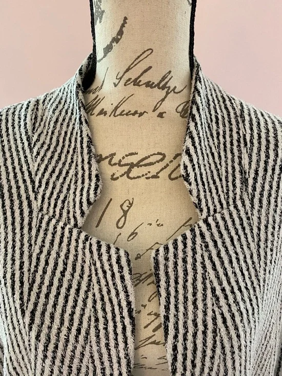 Express Black & White Longline Open-Front Jacket - Picture 3 of 7